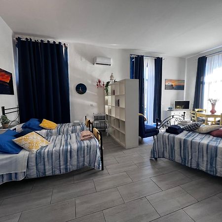 Napoli Da Vivere Suites Giudecca Exterior foto