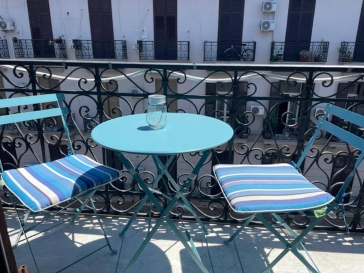 Napoli Da Vivere Suites Giudecca Exterior foto